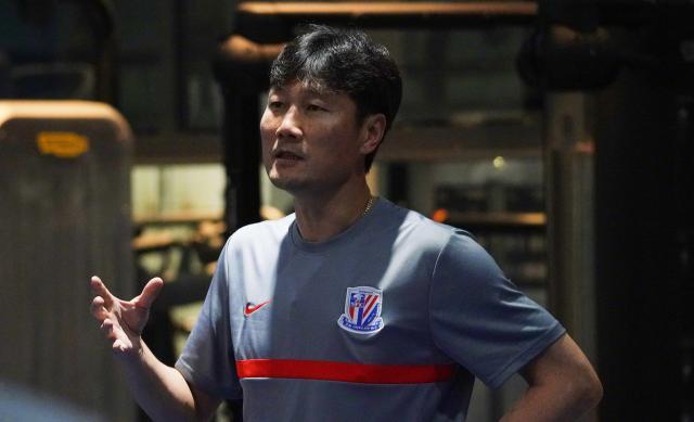 体育视频直播-毛毅军团队确定赛季目标 申花：联赛练兵杯赛争冠